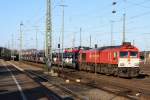 Die Class 66 DE6310  Griet  von Crossrail steht in Aachen-West mit einem sehr langen Fiat-Autozug aus Tychy(PL) nach Zeebrugge(B) und wartet auf die Abfahrt nach Belgien.