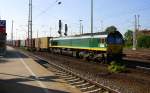 Die Class 66 PB15 von Railtraxx BVBA fährt mit einem langen MSC-Containerzug aus Weil Am Rhein(D) nach Antwerpen-Berendrecht(B) am Ende ist eine 186 909 von Crossrail fährt als Schubhilfe