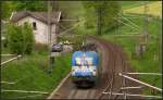 Die 1216 922 der Adria Transport schleicht langsam hinter dem Getreidezug hinterher. Bis hierher leistete sie Schubhilfe und wird in wenigen Minuten wieder downtown nach Aachen West fahren.Szenario vom 08.Mai 2012 am Gemmenicher Tunnel an der Montzenroute.