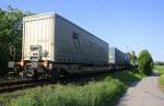 Ein Nachschuss von  einem KLV-Containerzug aus Genk-Goederen(B) nach Frankfurt-Höchstadt am Main(D).