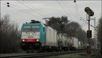 Saharasand lag in der Luft am frühen Morgen des 06.April 2016 als die belgische 2805 mit ihrer Güterfracht am Haken die Rampe hinauf zum Gemmenicher Tunnel befuhr.