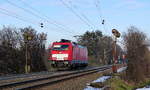 186 330-7 DB-Schenker kommt als Lokzug von Aachen-West nach Belgien und fährt die Gemmenicher-Rampe hoch. 
Aufgenommen an der Montzenroute am Gemmenicher-Weg.  
Bei Sonnenschein und Schnee am Kalten Nachmittag vom 8.2.2018.