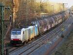 LINEAS 186 502 mit Auto-Zug in Richtung NL in Rheine=Bentlage, 02.02.2022