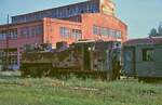 Die 1949 von Fablok Chrzanow gelieferte 609-76 im Juli 2003 vor dem Lokdepot Septemvri der Rhodopenbahn. Inzwischen wurde die Lok restauriert und steht heute für Sonderfahrten zur Verfügung.
