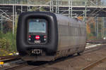 Triebzug MFB 5283 der DSB durchfährt Bahnhof Elmshorn auf dem Weg nach Danemark.