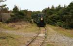 Zug der Museumsbahn Hanstholm am 17.04.2014 kurz vor Erreichen des kleinen Bahnhofes.