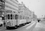 København / Kopenhagen Københavns Sporveje SL 2 (Tw 522 + Bw 15xx) København V, H.C. Andersens Boulevard / Rådhuspladsen (: Rathausplatz) am 26. Februar 1969. - Scan eines S/W-Negativs. Film: Agfa L ISS. 