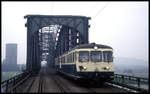 ETA 515551 auf der Rheinbrücke in Baerl am 23.9.1995.