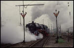 031010 dampft hier ohne Nummernschilder am 6.5.1993 aus dem BW Arnstadt ab.