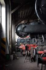 Das Bayerische Eisenbahnmuseum Nördlingen gewährt den Besuchen einen Blick in die Werkstatt durch eine offene Tür. 14.04.2013