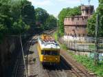 Turmtriebwagen 701 141-4 kurz vor der Rheinbrcke zwischen Mainz-Rmisches Theater und Mainz-Gustavsburg. 03.06.09