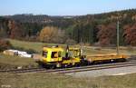 DB Netz GAF 100 R mit PALFINGER Greifarmaufsatz, KBS 910 Nrnberg - Treuchtlingen - Augsburg, fotografiert bei Gundelsheim am 08.11.2011