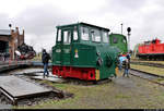 Ein Akku-Schleppfahrzeug (ASF), ehem. VEB Dachpappen- und Isolierstoffwerke Coswig BT Schkeuditz, steht während des Herbstlokfests an der Drehscheibe des Lokschuppens Staßfurt.

🧰 Eisenbahnfreunde Traditionsbahnbetriebswerk Staßfurt e.V.
🕓 26.9.2020 | 11:04 Uhr