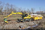 VDE 8 Komplexmaßnahme Halle Rosengarten–Angersdorf  ▶ Standort: Bahnhof Halle Südstadt    Zweiwegebagger Liebherr A 922 Rail Litronic (99 80 9904 122-5 D-SESAF) steht mit