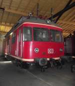 Der Turmtriebwagen 701 067-1 steht am 10.