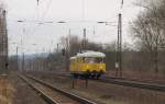 DB Netz Instandhaltung 726 002-9 + 725 002-0 als NbZ 94020 aus Weimar, bei der Einfahrt in Naumburg Hbf; 12.03.2012