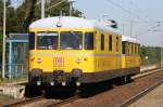 726 004 fhrt von Schwerin kommend durch Kirch Jesar. 03/2007