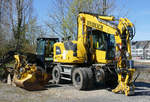 Liebherr 922rail 2-Wege-Bagger am Bf Euskirchen - 04.04.2020