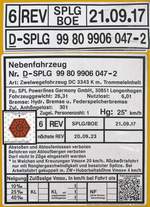 Typenschild zum Nebenfahrzeug Actros  D-SPLG 99 80 9906 047-2.