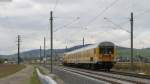 218 477-8 mit dem Mess NbZ 94320 (Friedrhf Stadt-Waldshut) bei Wilchingen 5.11.13