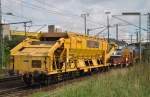 Nachschuss auf ein Bahndienstagn von der Eu Rail Pool Wagen in Lehrte am 02.09.10