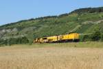 203 302-5 mit einem Bauzug in Himmelstadt am 24.07.2012