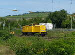 DB Netz 203 310-8 als Tfzf Richtung Gemünden, am 25.08.2021 in Karlstadt (Main).