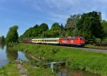 110 169 mit einem Messzug nach Crailsheim am 28.05.2013 bei Moosburg.