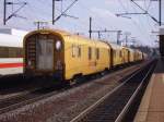 Ein Bauzug steht am 31.07.08 im Bahnhof fulda