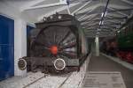 Dampfschneeschleuder 700 582, ausgestellt im Eisenbahn- und Technikmuseum Prora (Infotafel eingefügt). - 10.07.2013 