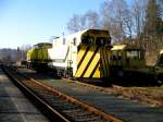 Die Riss V100.01 mit einem Meininger Schneepflug auf dem Bahnhof Mulda, 18.02.07