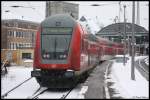 Hier wird gerade der RE1 nach Hamm (Westf.) dem Aachener Hbf bereitgestellt, Zuglok war die 146 011.
14.02.10 14:49