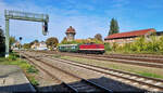 Überraschende Durchfahrt im Bahnhof Aschersleben von 202 364-6 (112 364-5 | 110 364-7 | DR V 100.1) mit Aufenthaltswagen (60 80 990 1511-7 D-Ost) Richtung Güsten.