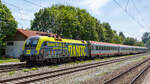 91 81 1116 153 (ÖAMTC) ist am 06.07.2024 auf dem Weg nach München, hier bei der Durchfahrt in Assling (Oberbayern).