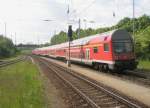 Hier ein RE7 von Wnsdorf-Waldstadt nach Rolau(Elbe), bei der Ausfahrt am 23.5.2010 aus Bad Belzig.