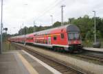 Hier ein RE7 von Wnsdorf-Waldstadt nach Rolau(Elbe), bei der Ausfahrt am 29.8.2010 aus Bad Belzig.