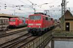 Am Nachmittag des 27.02.2014 wird die Freiburger 111 060-0  1000 Jahre Gundelfingen  als RB 26574 (Basel Bad Bf - Offenburg) auf Gleis 1 Bereitgestellt. Links von der Sieht man 101 029-7  Panoramareisen bahntastisCH  und rechst erkennt man die 101 110-5  Eintracht Frankfurt ,die zuvor als Tfzf aus Basel SBB kam.