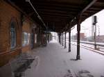 Wieder stand der Wind am 02.Dezember 2010 in Bergen/Rgen ungnstig,so das der Schnee wieder bis unter die Bahnsteigberdachung geweht wurde.