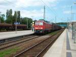 233 515 mit dem 45503 Mukran-Seddin bei der Durchfahrt am Nachmittag durch Bergen/Rgen am 23.Juni 2010. 