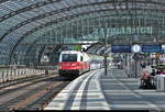 5 370 005-8 (EU44-005 | Siemens ES64U4) der PKP Intercity S.A. als EC 46 (Linie 95) von Warszawa Wschodnia (PL) steht im Endbahnhof Berlin Hbf abweichend auf Gleis 14.
[1.8.2019 | 11:29 Uhr]