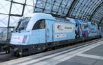 BR 183 / Siemens ES 64 U4 'Husarz', PKP Intercity - PL-PKPIC 5 370 005-8 /EU44 -005, unterwegs in ihrer aktuellen Werbe -Folierung als EC 59 'Gedania'. Berlin -Hbf. am 28.07.2020.