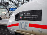 Tz 702 steht als ICE 9590 pünktlich für die Fahrgäste und deren Reise nach Paris bereit.