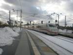 Hier 808 020-2  Meiningen  und 402 040-0  Bochum  als ein ICE10 von Berlin Ostbahnhof nach Koblenz Hbf.