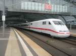 Hier 401 013-8  FRANKENTHAL/PFALZ  als ICE597 von Berlin Ostbahnhof nach Mnchen Hbf., dieser Zug stand am 9.7.2011 in Berlin Hbf.