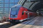 Hier ein RE2 von Wittenberge nach Cottbus, bei der Ausfahrt am 30.1.2012 aus Berlin Hbf.