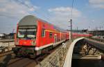 Hier ein RE1 von Berlin Charlottenburg nach Frankfurt (Oder), bei der Ausfahrt am 6.4.2012 aus Berlin Hbf.