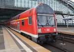 Hier ein RE7 (RE18262) von Berlin Zoologischer Garten nach Zossen, bei der Ausfahrt am 6.4.2012 aus Berlin Hbf.