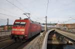 Hier 101 004-0 mit IC2431 von Emden Auenhafen nach Berlin Ostbahnhof, bei der Ausfahrt am 26.5.2012 aus Berlin Hbf.