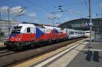 Hier 5 370 006 mit EC54 von Gdynia Glowna nach Berlin Hbf., bei der Ausfahrt am 4.7.2012 aus Berlin Hbf.