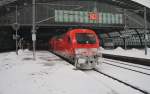 Hier 182 006 mit einem RE1 (RE18115) von Magdeburg Hbf.